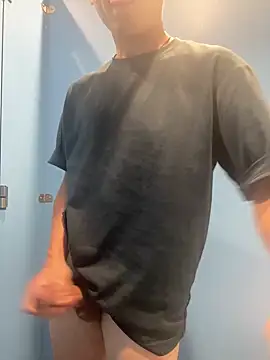 Snapshot of maxime0928 chatting on October 30, 12:36 pm maxime0928 online show from October 30, 12:36 pm