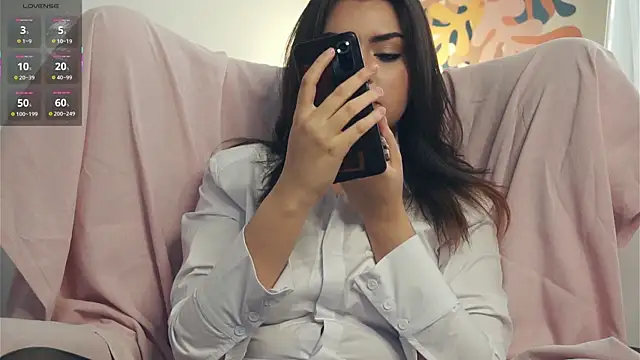 MerlynDinovo online show from October 16, 7:27 am