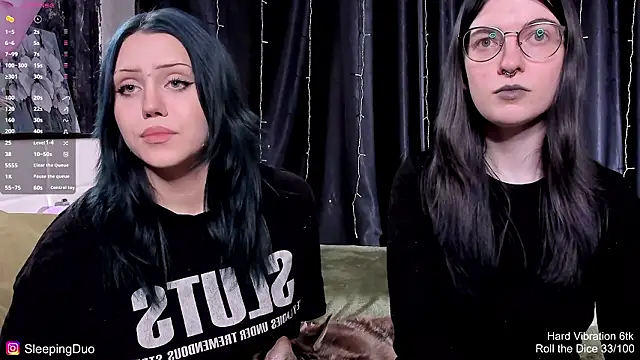 Threesomebabes online show from February 17, 5:10 pm