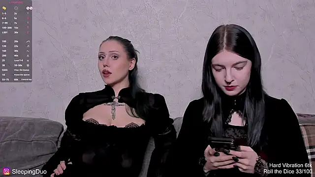 Threesomebabes online show from April 12, 4:54 pm