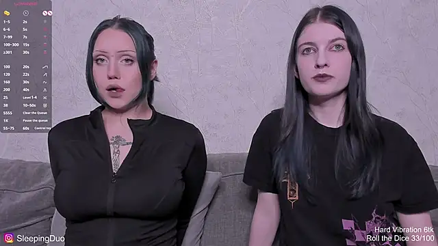 Threesomebabes online show from March 29, 8:21 pm