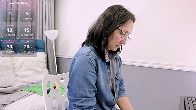 Snapshot of Oriana_Jhonson chatting on October 29, 10:58 am Oriana Jhonson online show from October 29, 10:58 am