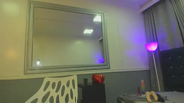 Oriana Jhonson online show from April 9, 11:05 am