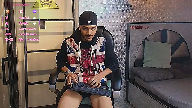 MarcusRain  online show from October 1, 2:17 am