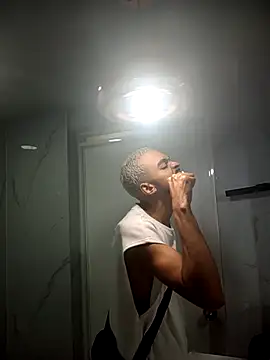 MarcusRain  online show from October 27, 2:29 pm