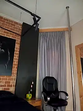 MarcusRain  online show from September 14, 9:37 pm
