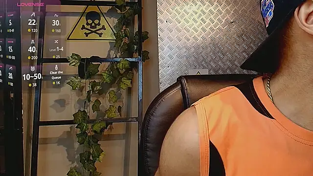 MarcusRain  online show from February 7, 4:09 am