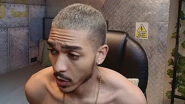 MarcusRain  online show from February 21, 8:11 pm