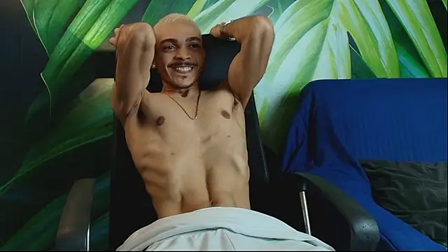 MarcusRain  online show from March 3, 3:35 am