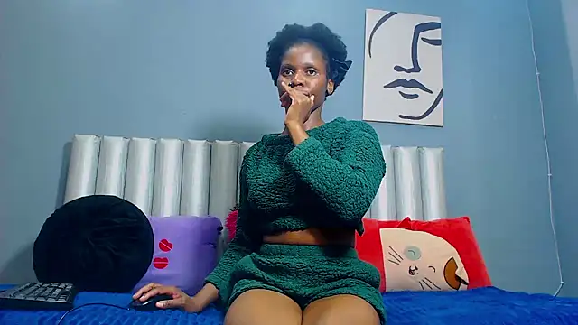 LoloQueen5 online show from January 14, 11:19 pm