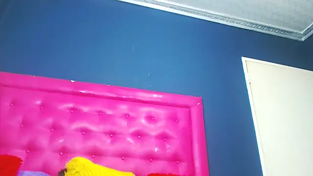 LoloQueen5 online show from February 25, 11:10 am