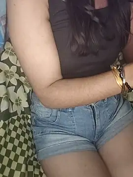 Laila Pahadi online show from November 21, 10:53 pm