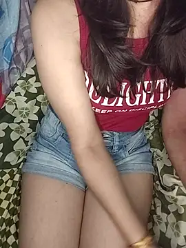 Laila Pahadi online show from November 20, 9:54 am