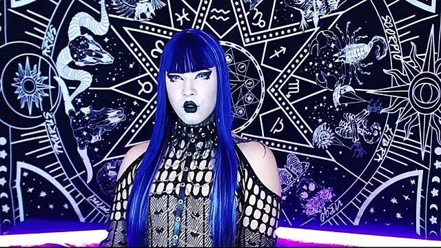 naomi satan online show from April 7, 9:49 pm