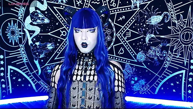 Snapshot of naomi_satan chatting on February 7, 9:34 pm naomi satan online show from February 7, 9:34 pm