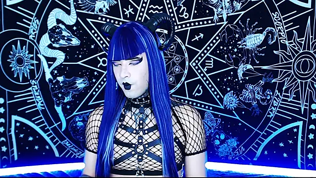 Snapshot of naomi_satan chatting on February 21, 8:00 pm naomi satan online show from February 21, 8:00 pm