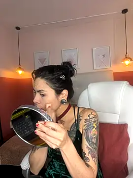 Esmeralda CO online show from December 5, 12:15 pm