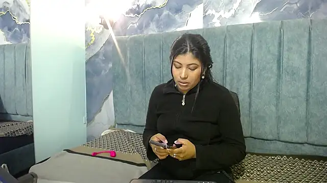 Snapshot of canela_a73 chatting on November 15, 8:57 pm canela a73 online show from November 15, 8:57 pm