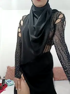 jamila zair online show from March 15, 8:05 pm