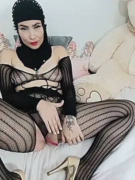 jamila zair online show from July 28, 4:50 pm