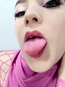 jamila zair online show from February 18, 1:51 pm