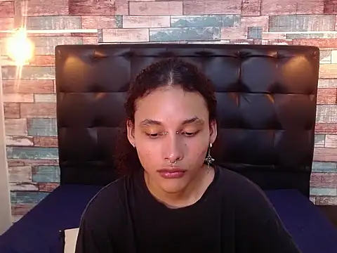 Andrew Landry online show from October 6, 3:02 pm