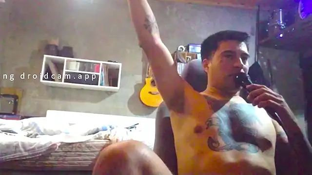 parca13 online show from November 14, 4:27 am