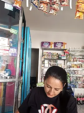 Snapshot of Titiss8921 chatting on September 30, 2:23 pm Titiss8921 online show from September 30, 2:23 pm