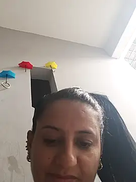 Snapshot of Titiss8921 chatting on December 4, 5:34 pm Titiss8921 online show from December 4, 5:34 pm