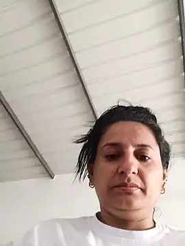 Snapshot of Titiss8921 chatting on September 20, 12:43 pm Titiss8921 online show from September 20, 12:43 pm
