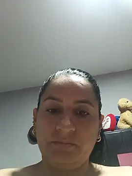 Snapshot of Titiss8921 chatting on October 5, 1:24 pm Titiss8921 online show from October 5, 1:24 pm
