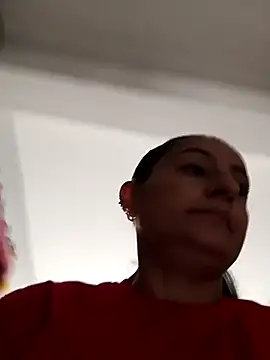 Snapshot of Titiss8921 chatting on November 5, 12:52 pm Titiss8921 online show from November 5, 12:52 pm