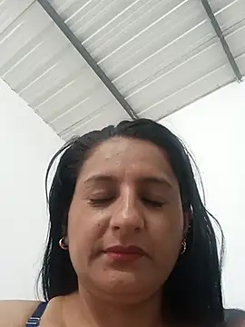 Snapshot of Titiss8921 chatting on September 9, 1:31 pm Titiss8921 online show from September 9, 1:31 pm