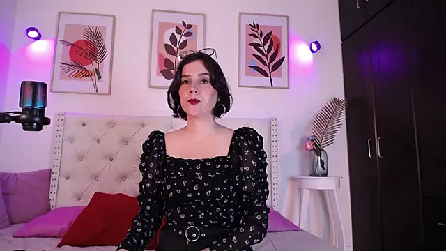 Snapshot of barbyehot chatting on October 27, 8:43 pm barbyehot online show from October 27, 8:43 pm