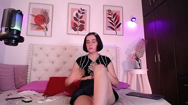 Snapshot of barbyehot chatting on October 24, 6:40 pm barbyehot online show from October 24, 6:40 pm