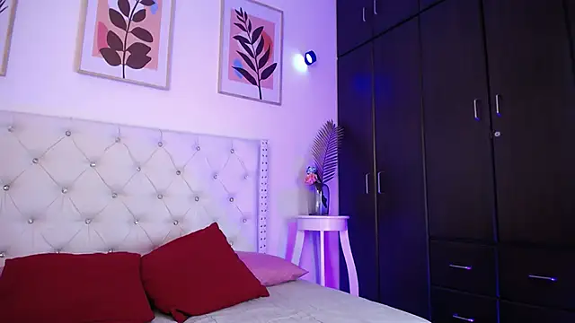 Snapshot of barbyehot chatting on November 30, 12:00 am barbyehot online show from November 30, 12:00 am