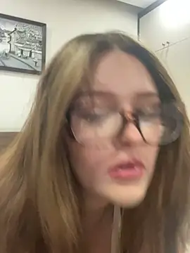 cherryrosealiee online show from March 6, 1:17 pm