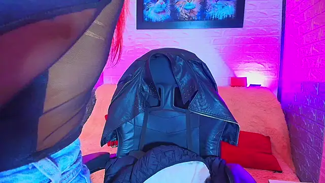 Snapshot of kiim_katta01 chatting on December 14, 2:29 am kiim katta01 online show from December 14, 2:29 am