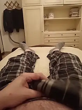 Empi19cm online show from April 1, 8:06 pm