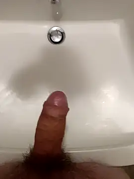 Snapshot of Empi19cm chatting on November 27, 5:24 pm Empi19cm online show from November 27, 5:24 pm