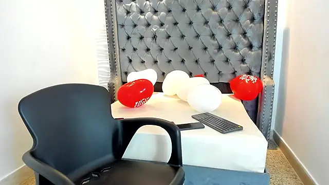 nero reyd online show from February 14, 7:36 pm