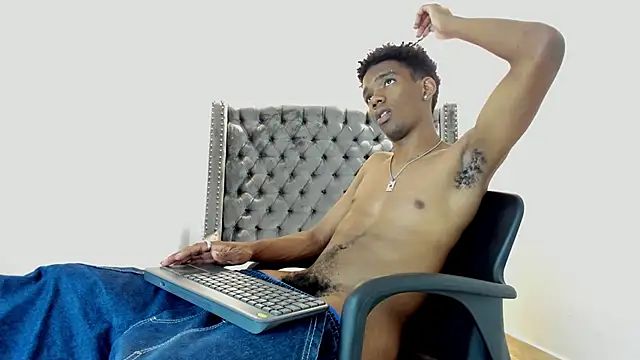 nero reyd online show from October 11, 7:59 pm