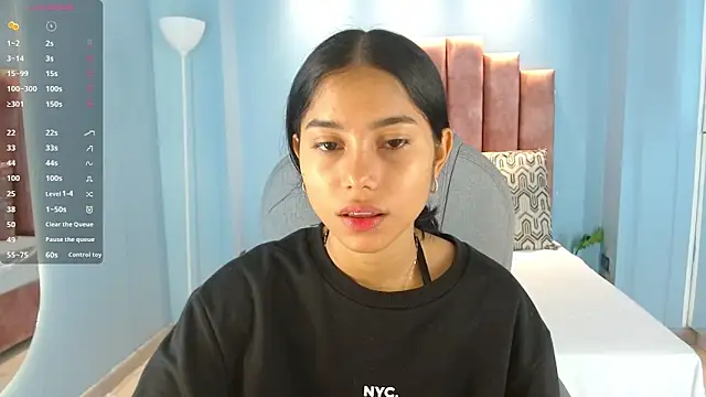 Milaa Star  online show from March 1, 3:39 am