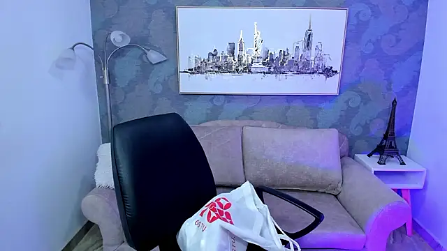 Salome Smitth 1 online show from March 7, 8:36 pm