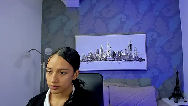 Snapshot of Salome_Smitth_1 chatting on April 27, 8:18 pm Salome Smitth 1 online show from April 27, 8:18 pm