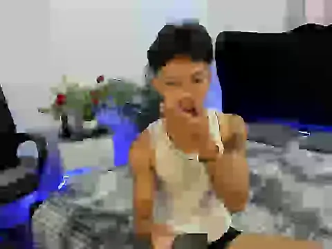 Snapshot of jersthebigfuckerxxx chatting on September 30, 2:28 am jersthebigfuckerxxx online show from September 30, 2:28 am