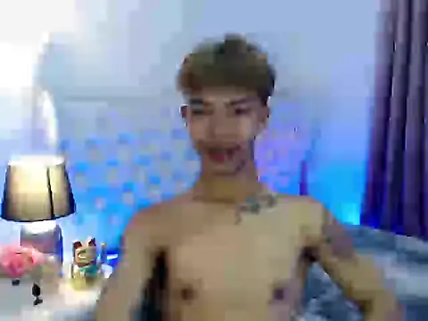Snapshot of jersthebigfuckerxxx chatting on October 7, 7:48 pm jersthebigfuckerxxx online show from October 7, 7:48 pm