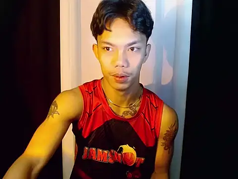 Snapshot of jersthebigfuckerxxx chatting on September 10, 7:35 pm jersthebigfuckerxxx online show from September 10, 7:35 pm