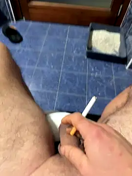 maialexte online show from December 22, 5:29 am