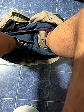 maialexte online show from December 16, 5:00 am